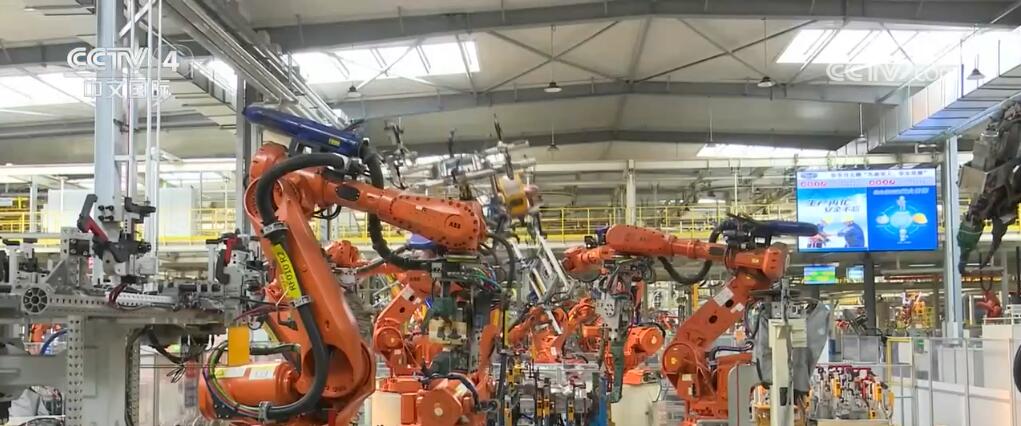 數字化智能化轉型提速 中國工業生產向“新”向“綠”引擎足